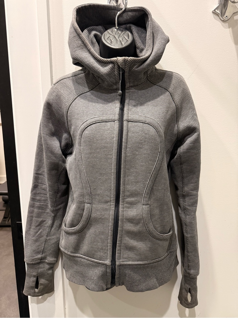 lululemon Scuba hoodie, Gray striped, ribbed Hooded zip Jacket